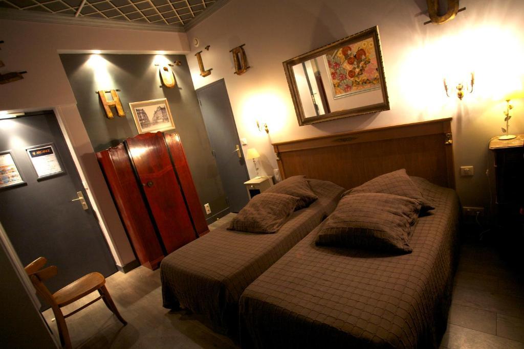 أورلييو Hotel Archange الغرفة الصورة